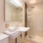 Pro, Travailleur, En Semaine Uniquement * 몽테규