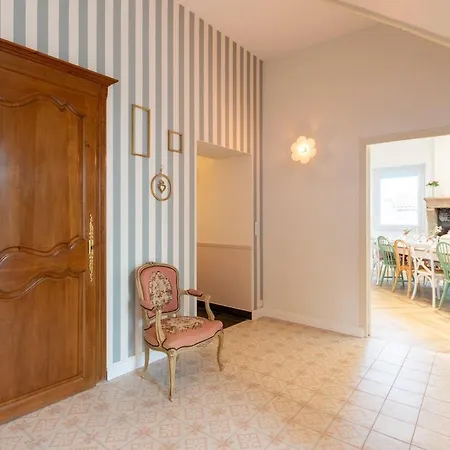 Pro, Travailleur, En Semaine Uniquement * Montaigu-Vendee
