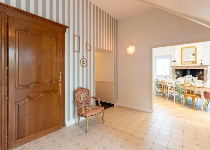 Pro, Travailleur, En Semaine Uniquement * Montaigu-Vendee